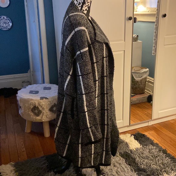 New Directions Sweater Coat - Picture 5 of 8